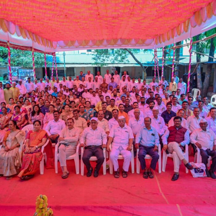 नवभारत हायस्कूल माजी विद्यार्थ्यांचा स्नेहमेळावा ; आठवणींचा सोहळा!